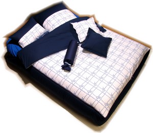 bobwtbb-tb-borkum-155x200-blauweiss-bett-von-links-oben-1914-mves-large.jpg bobwtbb-tb-borkum-155x200-blauweiss-bett-von-links-oben-1914-mves-large.jpg